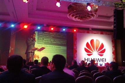 Huawei w Polsce tylko z partnerami