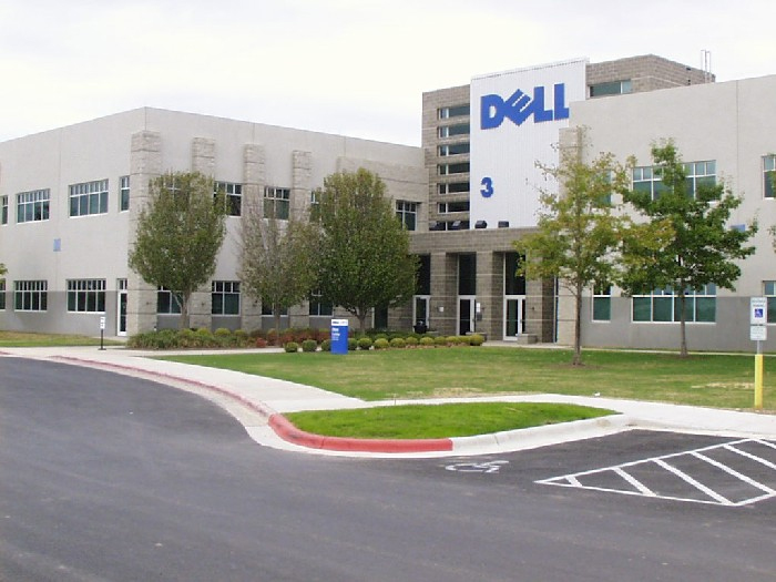 Dell nadal bez decyzji