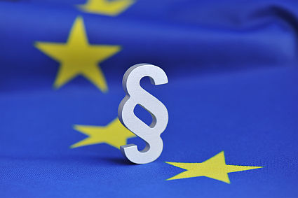 Bruksela reformuje prawo autorskie, chce podatku od linków