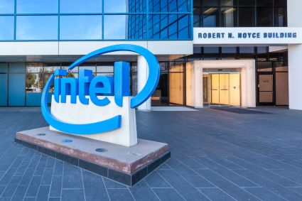 Intel odcina część aktywów